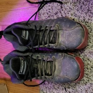 Team Jordan black and red 2015 nikes boy''s size 6.5Y